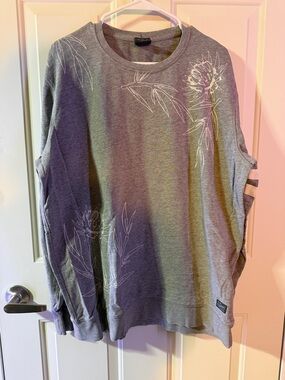 Jack and jones XL Gray Floral-Print Crewneck Sweater
